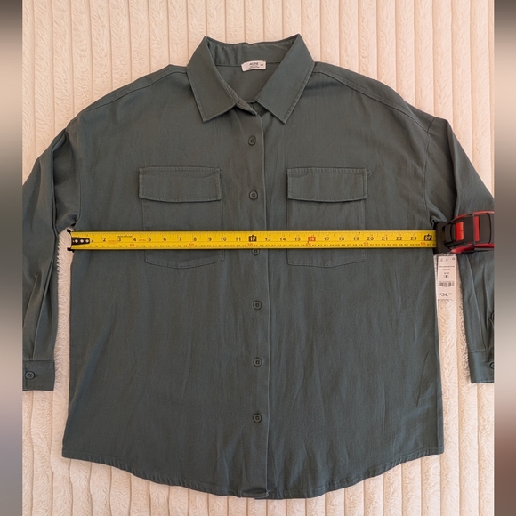 🩷 5/$25 - Ardene Dark Green Button-Up Shirt - Picture 4 of 6